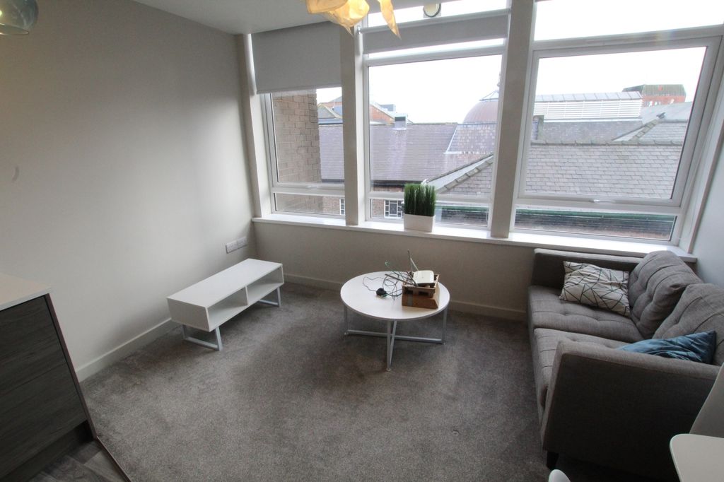 Property photo 3 of 5 Lounge