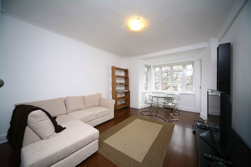 Property photo 1 of 4