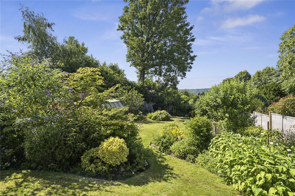 Property photo 2 of 16 Garden
