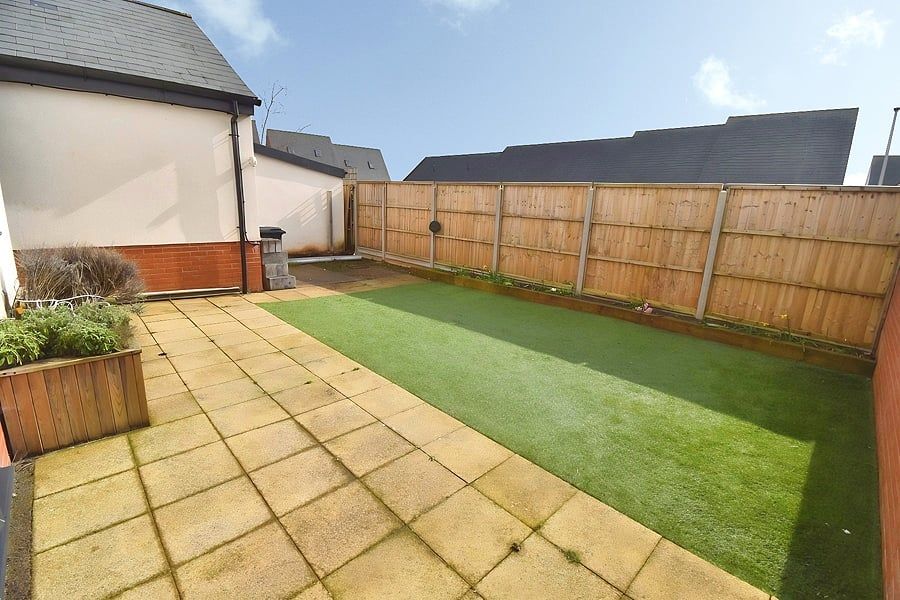 Property photo 2 of 16