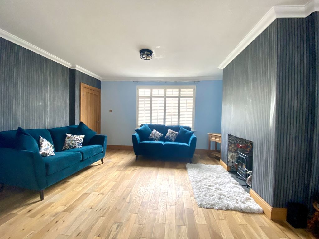 Property photo 2 of 12 Img_5728