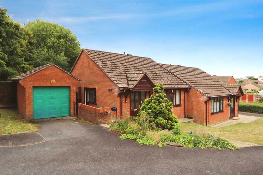 Property photo 1 of 14 Picture No. 25