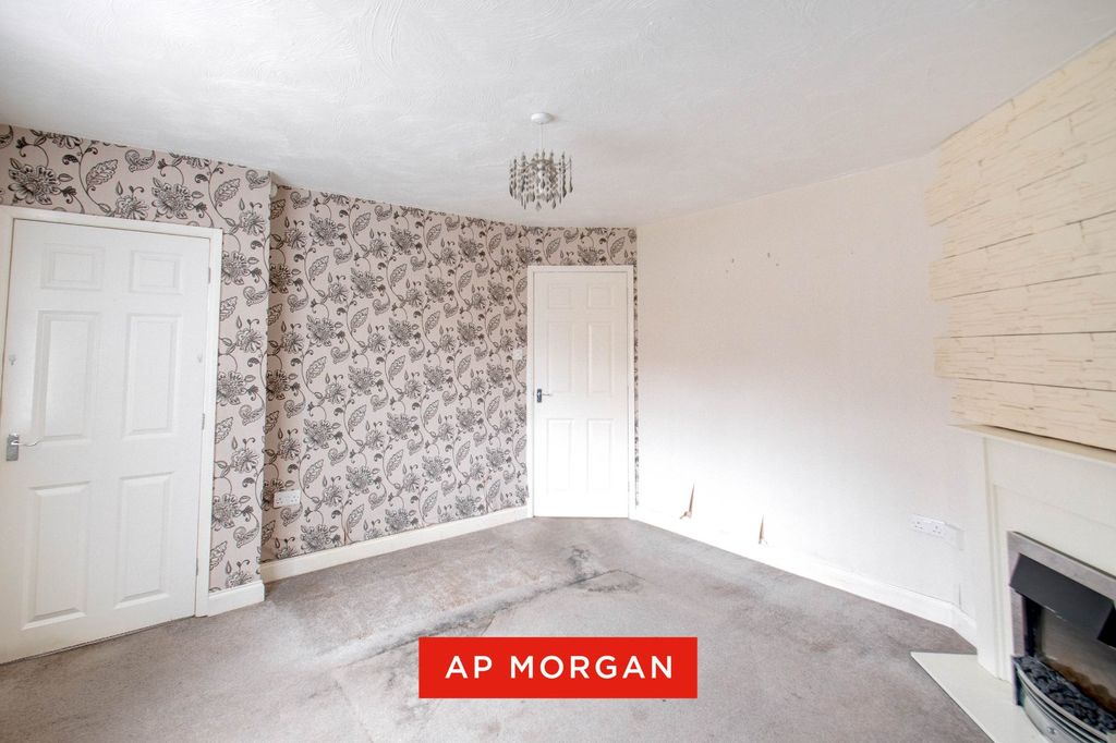 Property photo 2 of 13 Picture No. 02