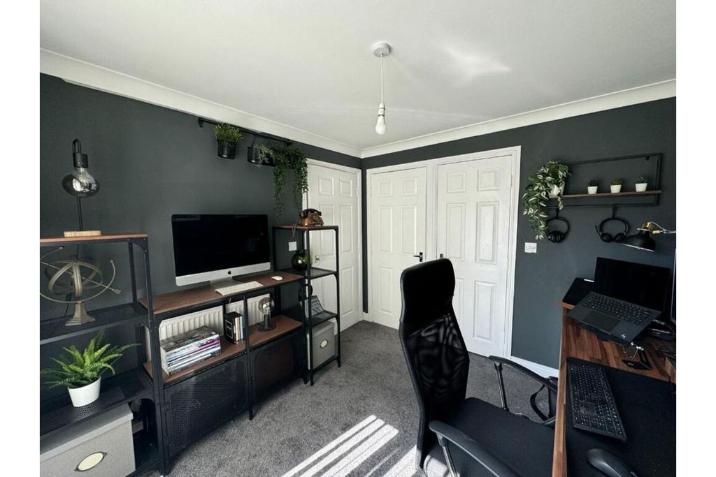 Property photo 3 of 22