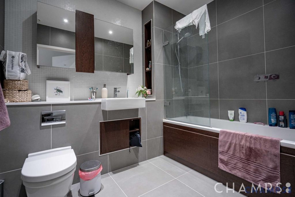Property photo 3 of 10 Gallery