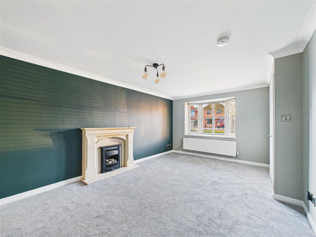 Property photo 3 of 15 Cam03303G0-Pr0285-Still001.Jpg