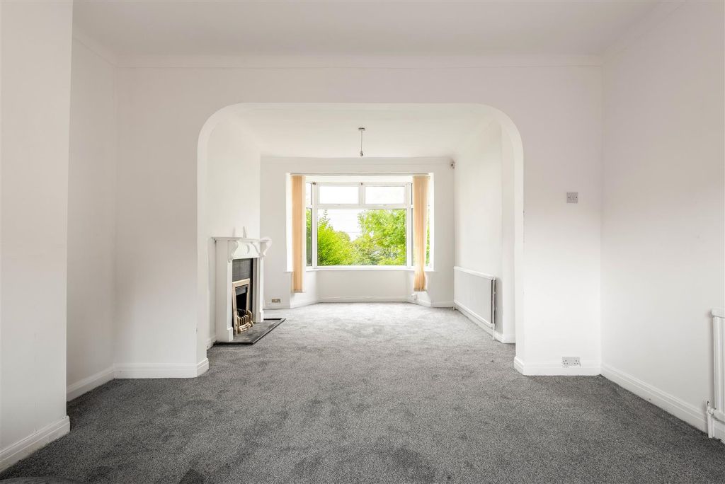 Property photo 2 of 14 48 Hopedale Road-6.Jpg