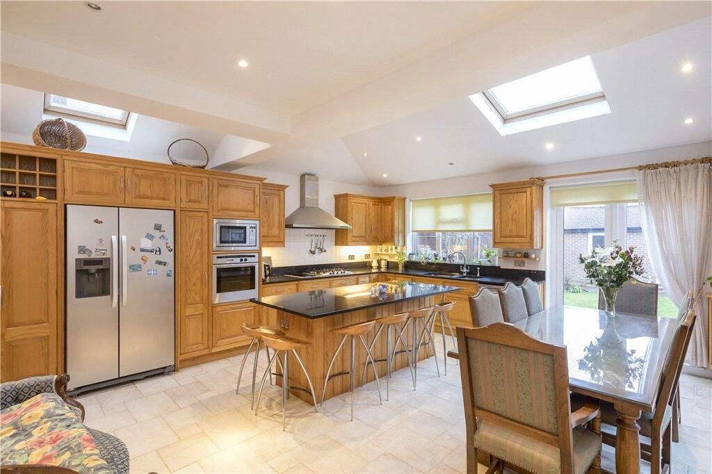 Property photo 2 of 20 Picture No. 38