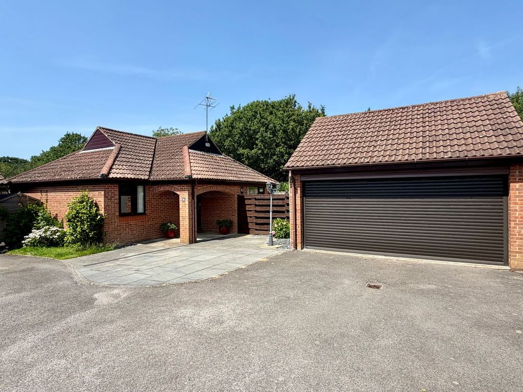 Property photo 1 of 24