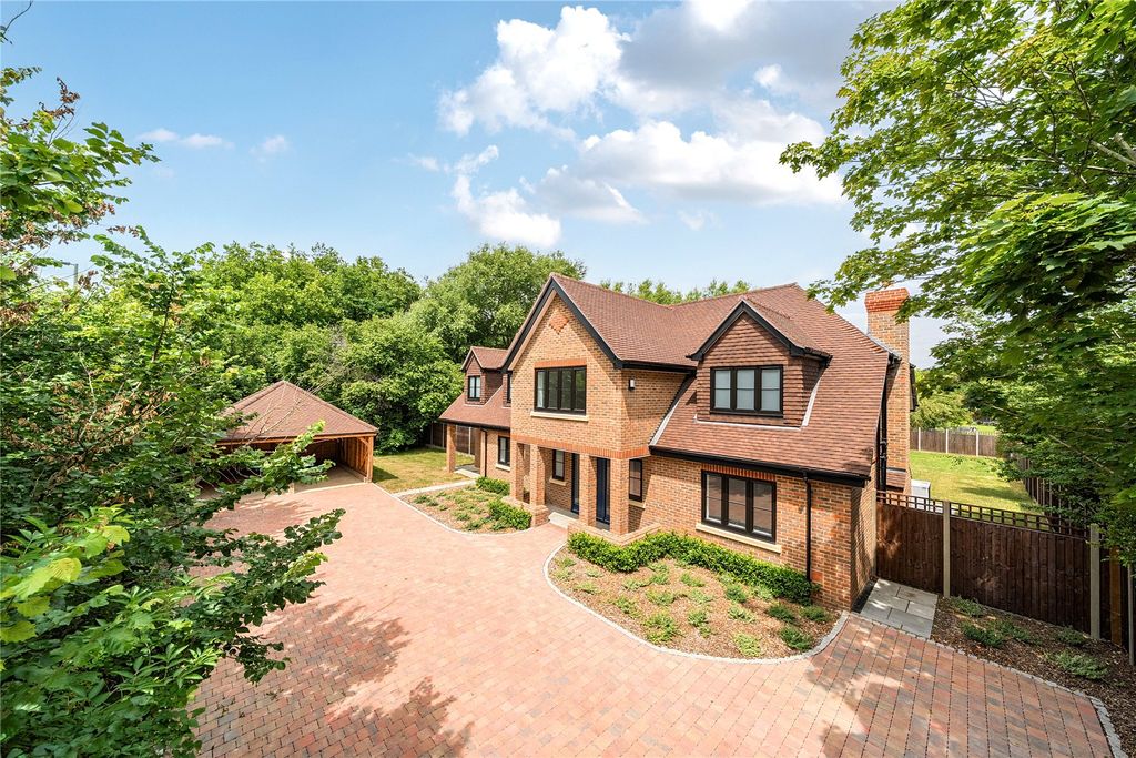 Property photo 1 of 39 Picture No. 99