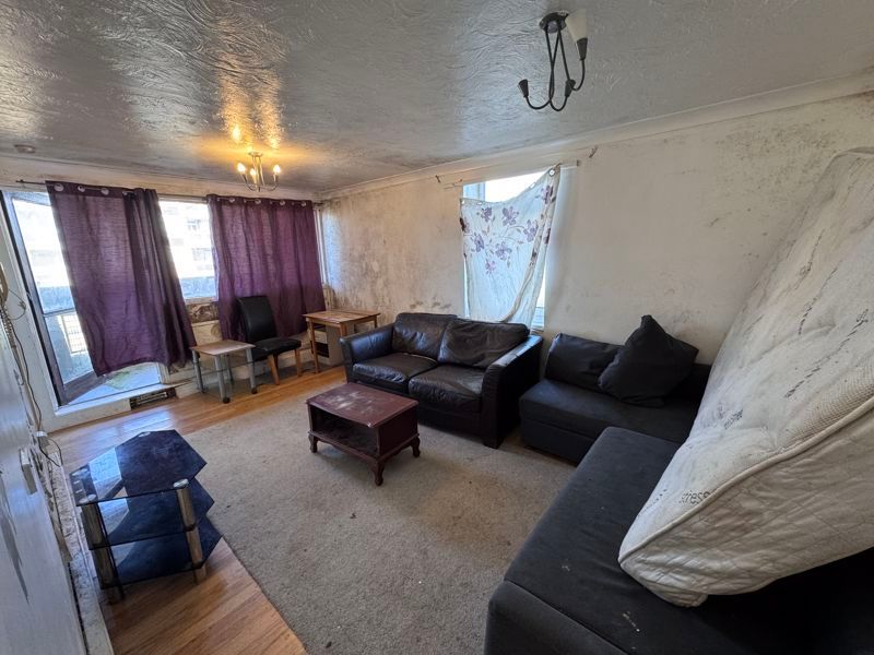 Property photo 3 of 5 Photo 5