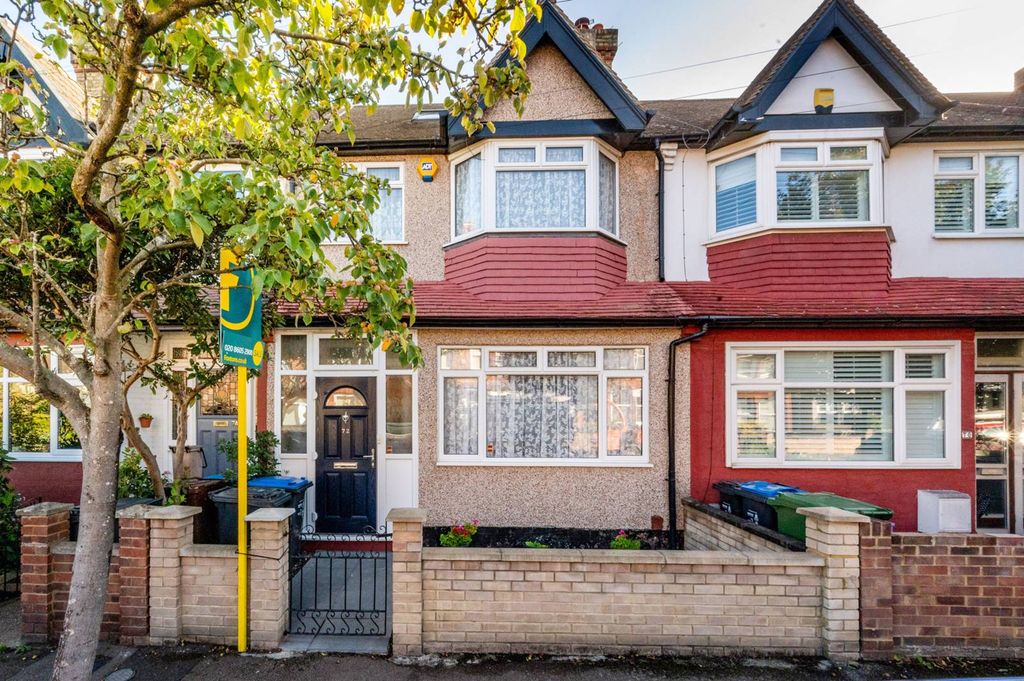 Property photo 2 of 13