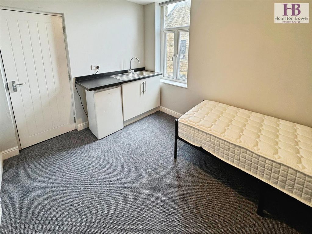 Property photo 1 of 5 59025Aff-Charles 20Rm5A.Jpg