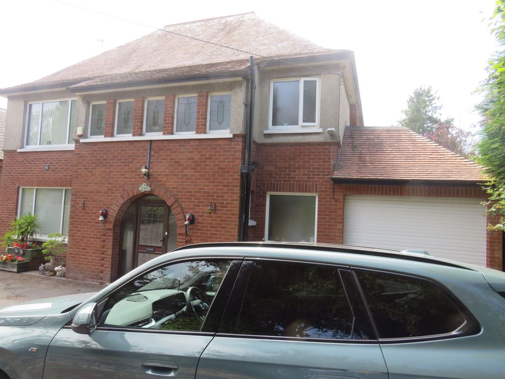 Property photo 2 of 86