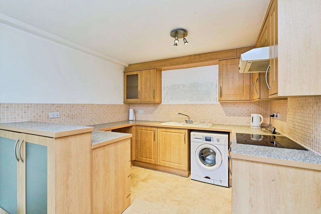 Property photo 3 of 18 Pbox-Img.Jpg