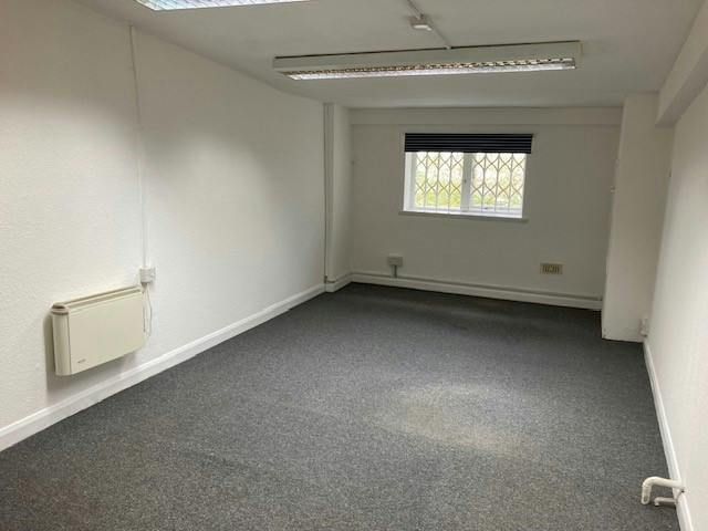 Property photo 2 of 4 Unit 17 Office.Jpg