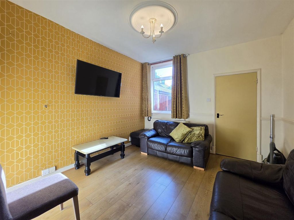 Property photo 3 of 16 Reception Room