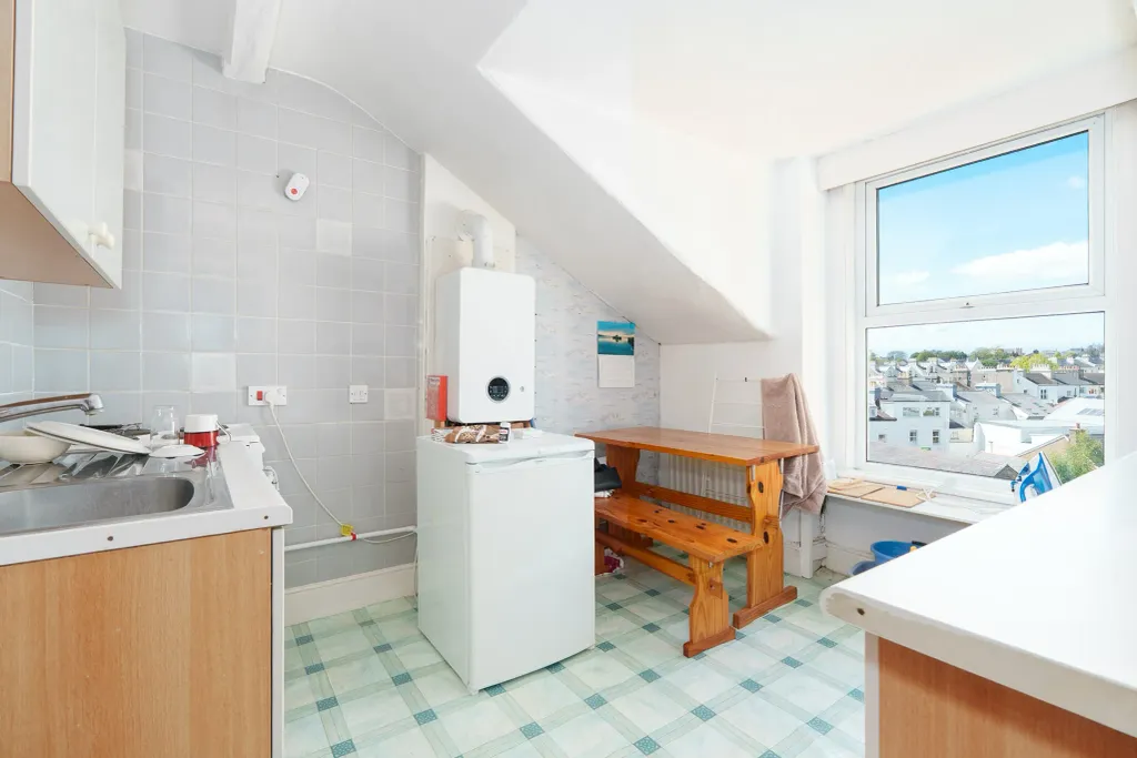 Additional image 7 of 3 bed flat for saleFlat 7, 1-2 Woodville Terrace, Douglas IM2