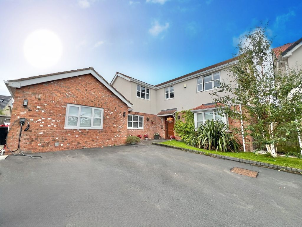 Property photo 1 of 33