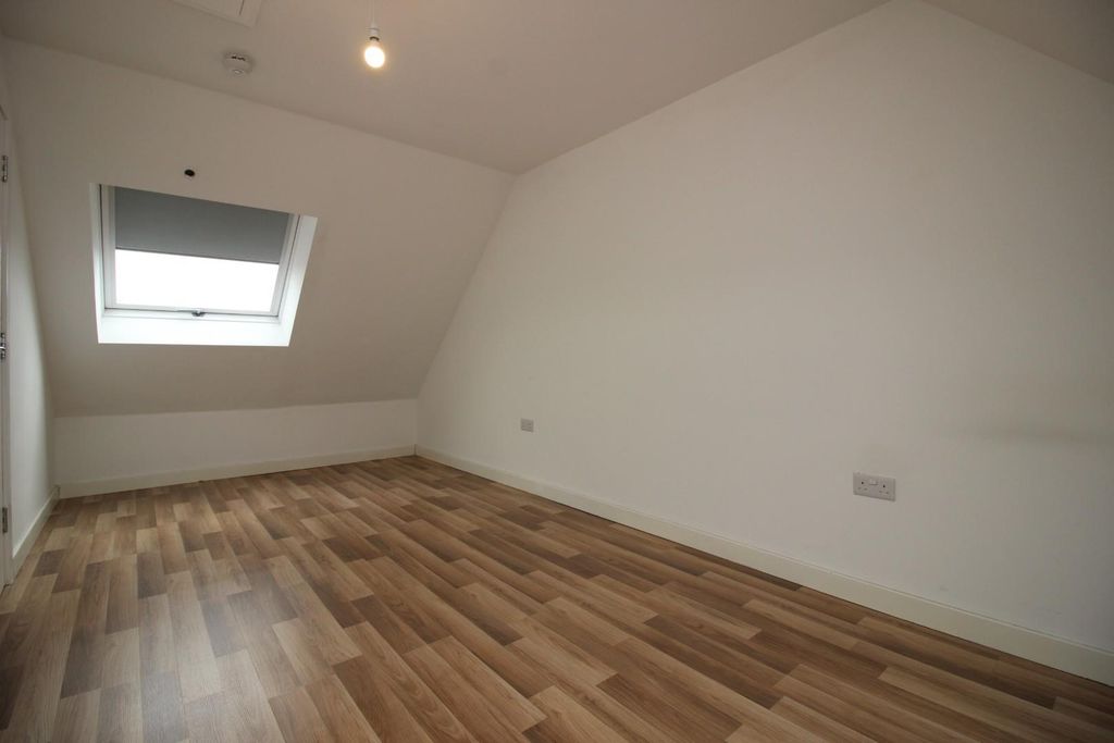 Property photo 2 of 10 Img_2822.Jpg