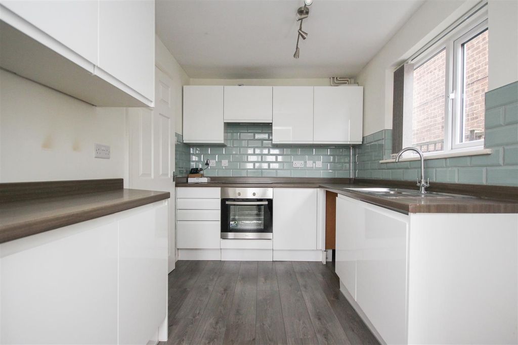 Property photo 2 of 13 K1.Jpg