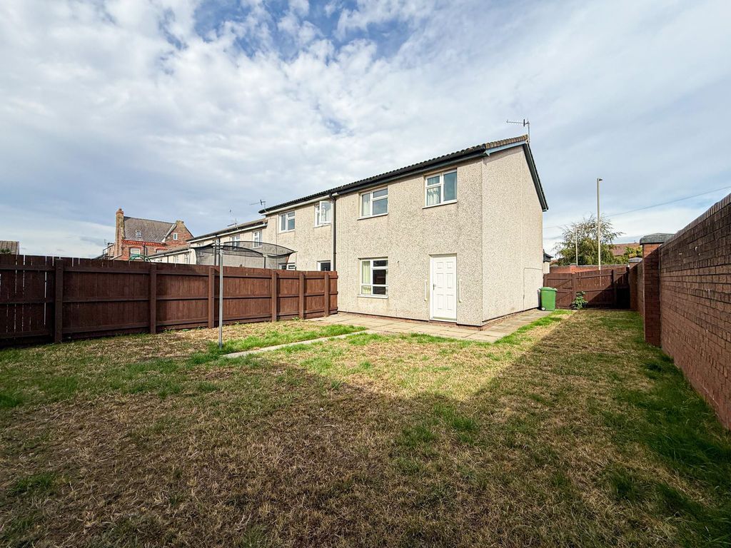 Property photo 3 of 18