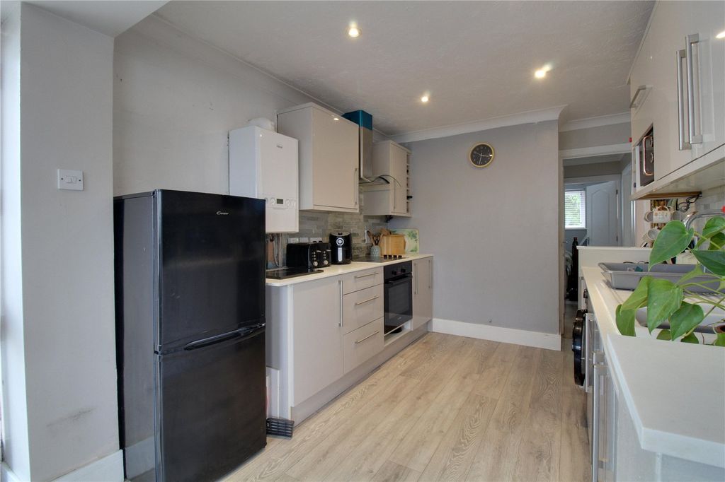 Property photo 3 of 15 Picture No. 14