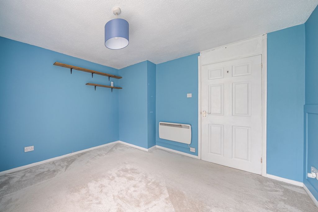 Additional image 9 of 2 bed flat for salePortland Court, Victoria Road, Barnstaple, Devon EX32