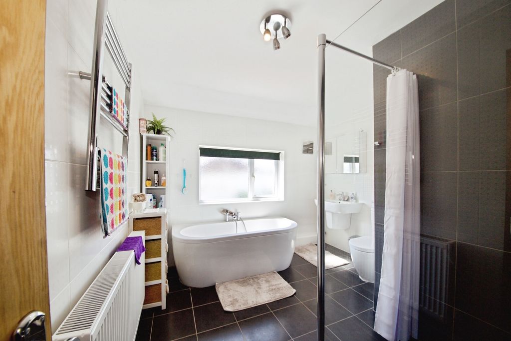 Property photo 2 of 15 Pbox-Img.Jpg