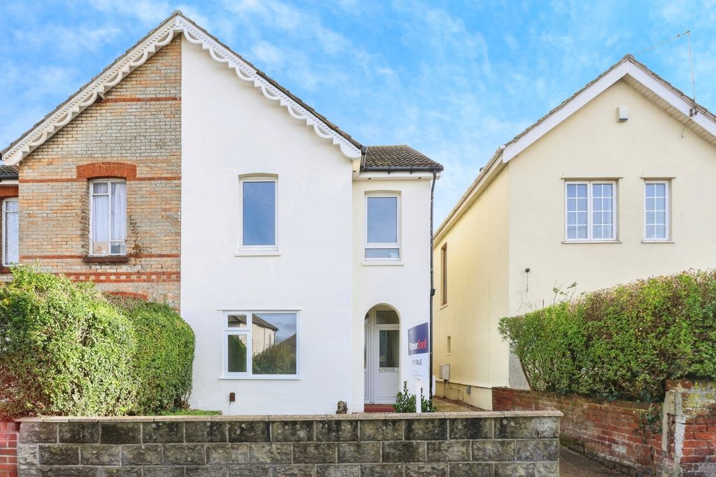 Property photo 1 of 16 Photo