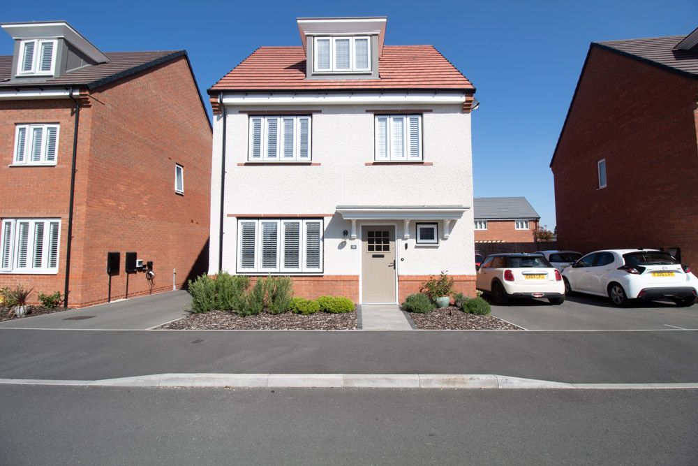 Property photo 1 of 24
