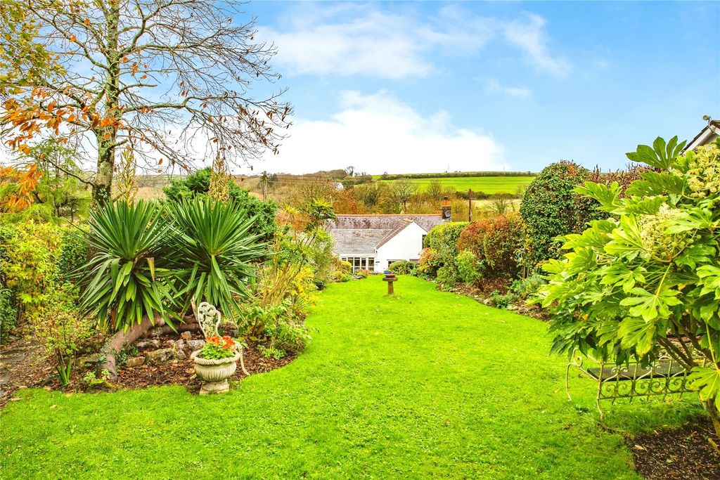 Property photo 3 of 17 Picture No. 01