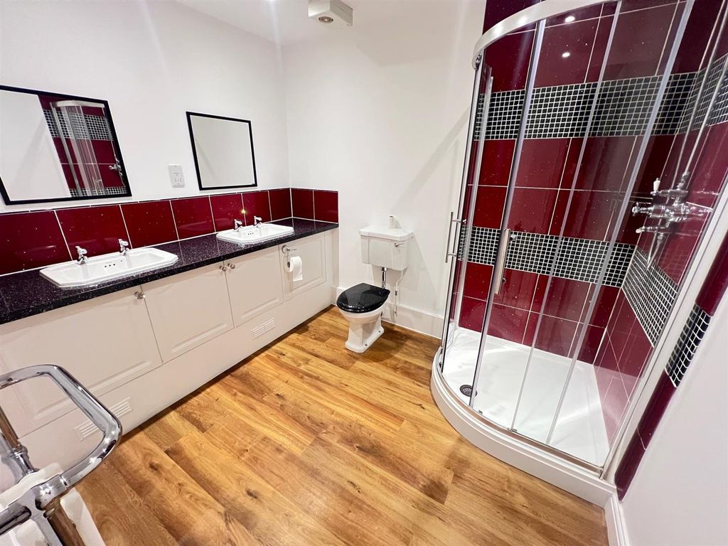 Additional image 7 of 1 bed flat for saleWorcester Road, Malvern WR14