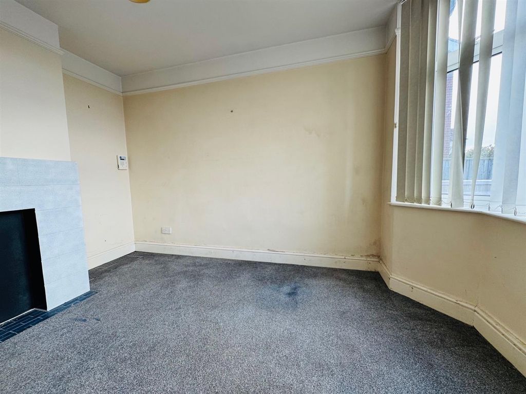 Property photo 3 of 12 Img_8967.Jpg