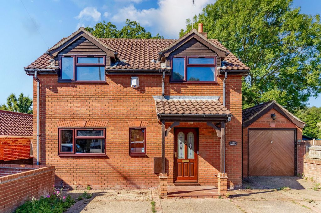 Property photo 1 of 16