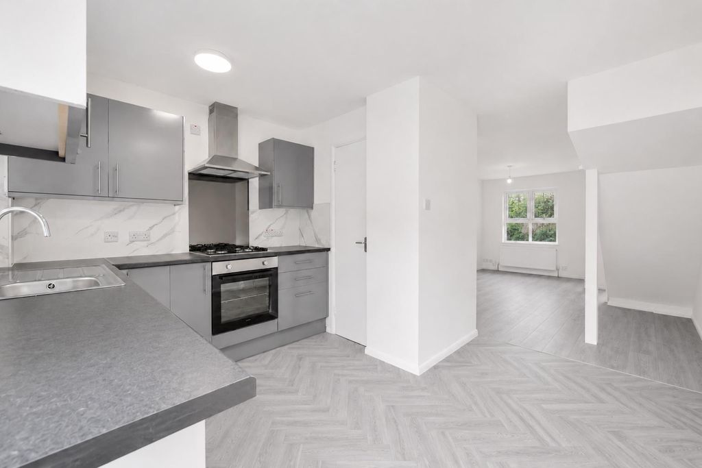 Property photo 1 of 21 299d622E-0330-4Bc0-8dc6-8Db16B25118A.Png