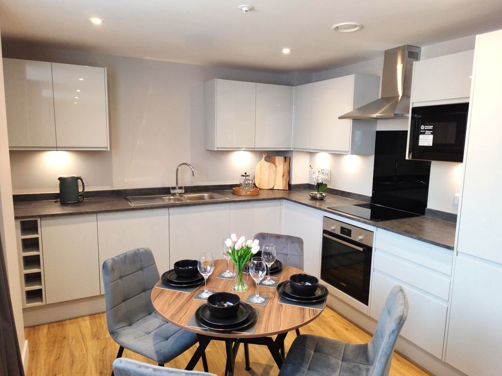 Property photo 2 of 6