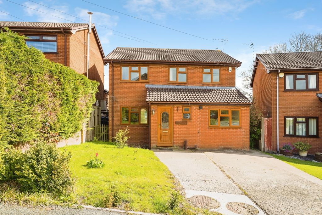 Property photo 1 of 25 Front