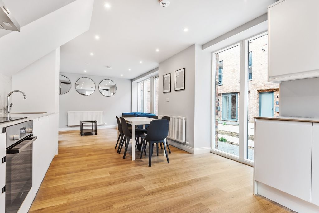 Property photo 3 of 8 778136 (4)