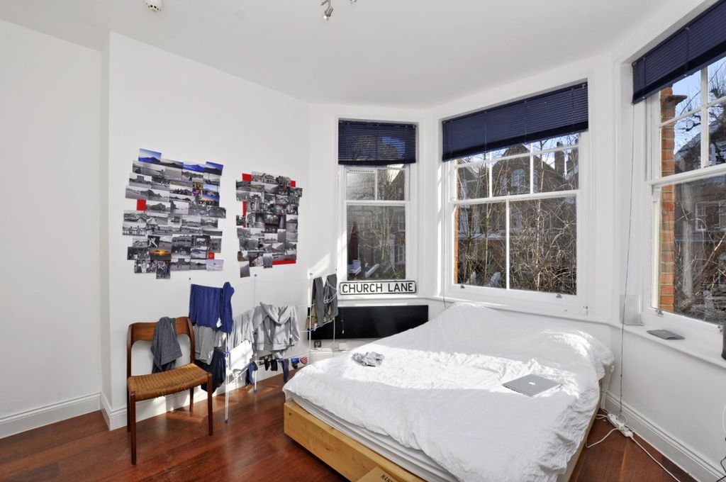 Property photo 3 of 17