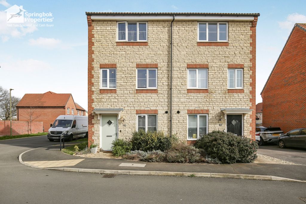 Property photo 1 of 23 Front View