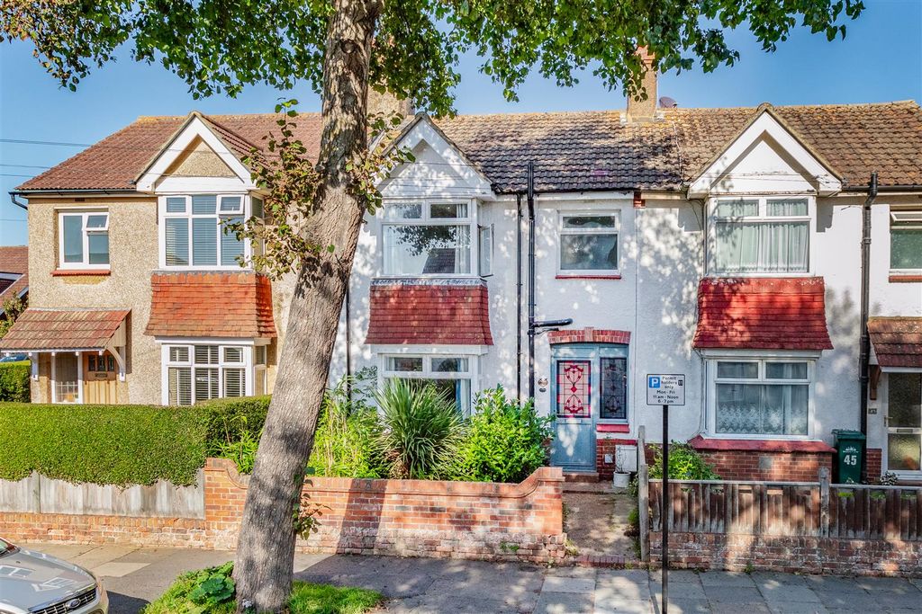 Property photo 1 of 15 Exterior