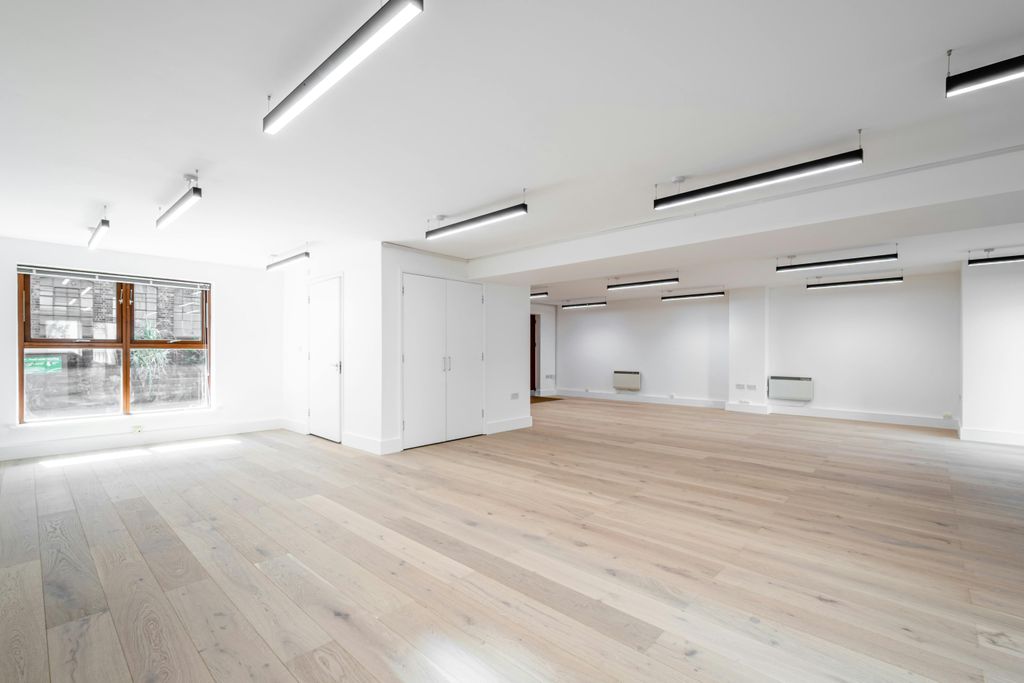 Property photo 2 of 13 Waterson St 8 2026 - 8.Jpg