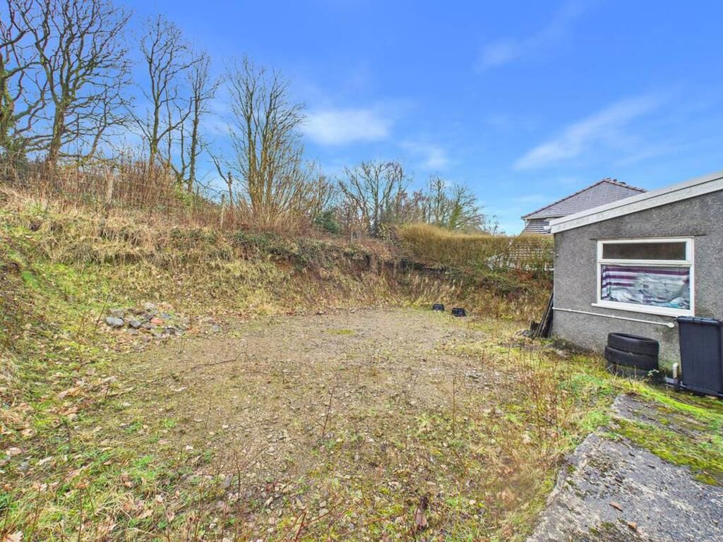 Property photo 3 of 24