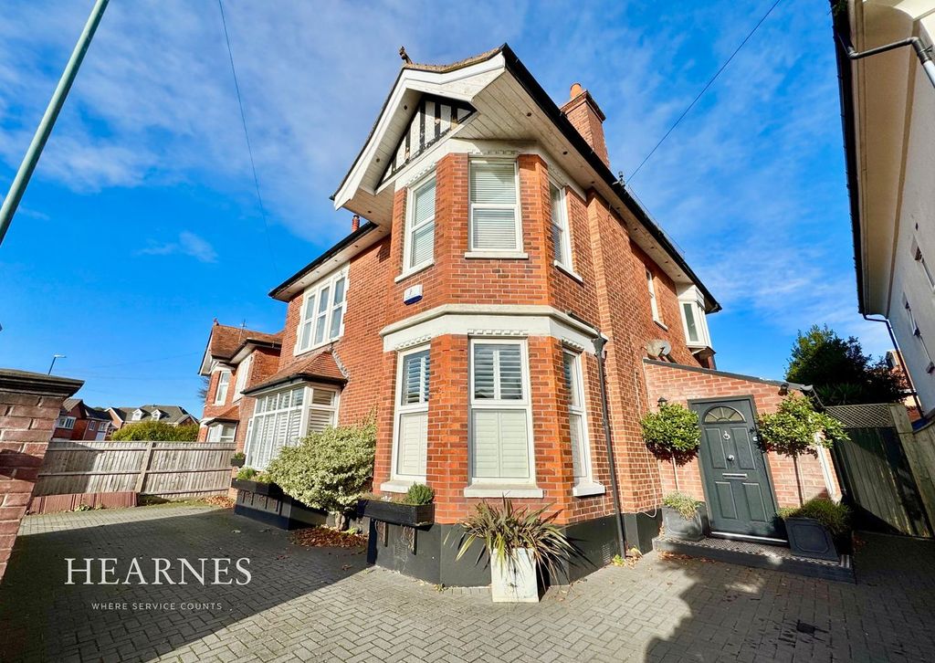 Property photo 1 of 38