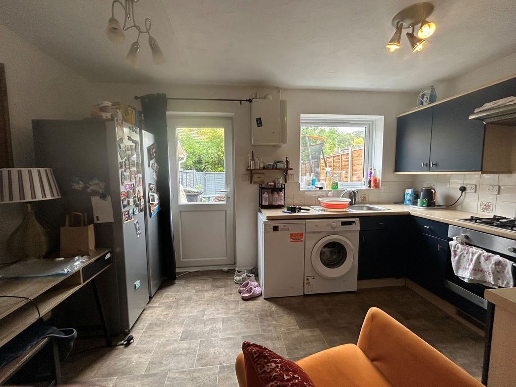 Property photo 2 of 10