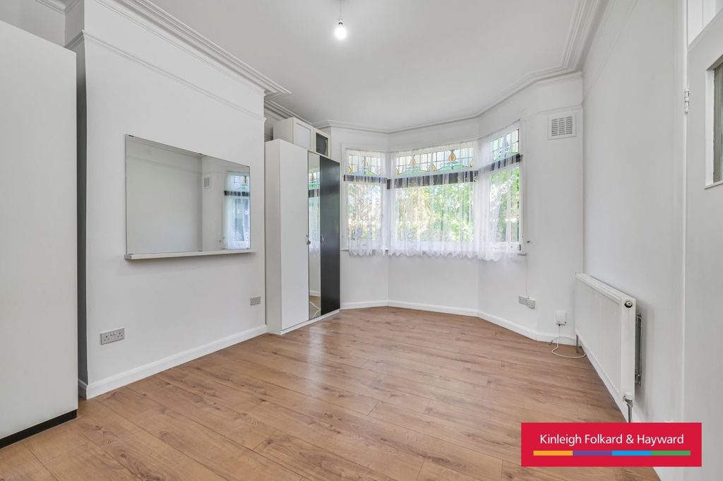 Property photo 2 of 11 Picture No. 02