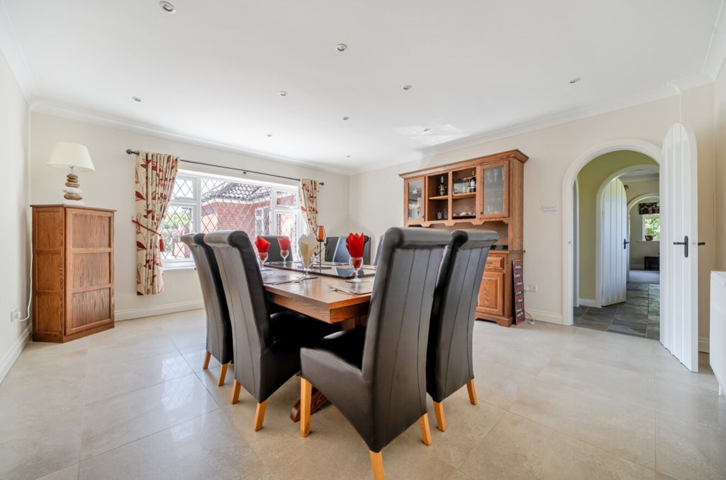 Additional image 11 of 5 bed bungalow for saleAylesby, Grimsby, Lincolnshire DN37