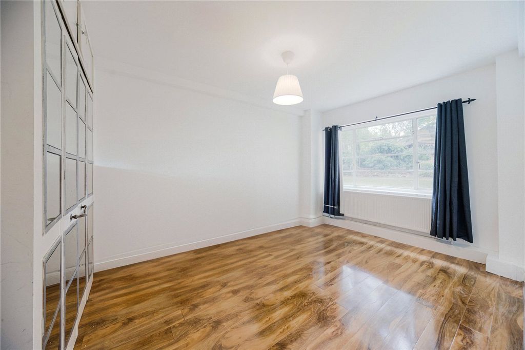 Property photo 2 of 11 Picture No. 05