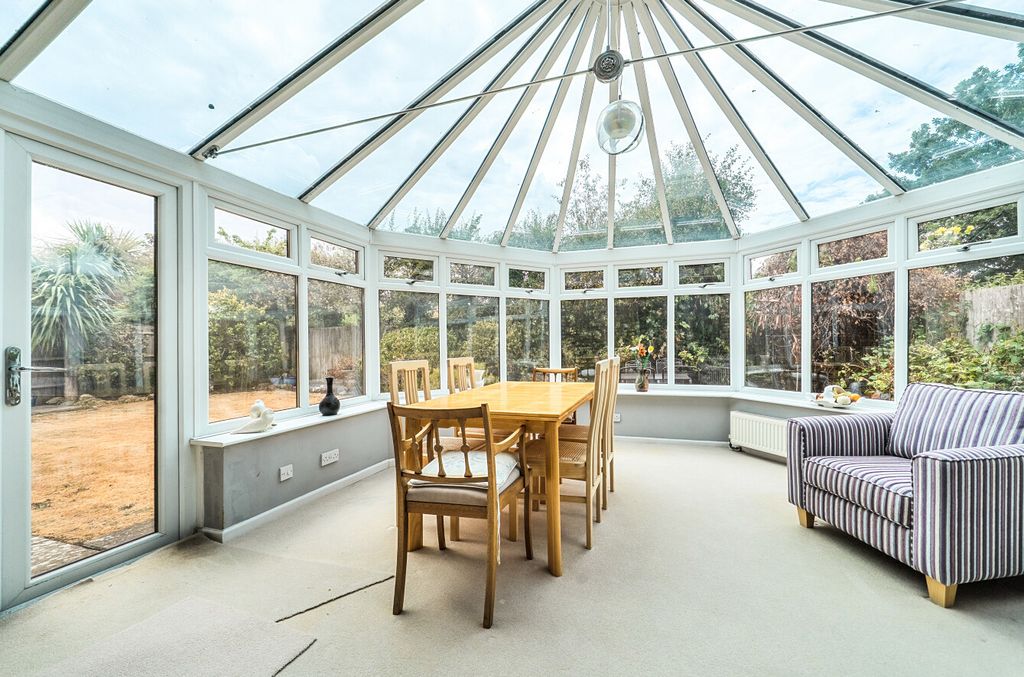 Property photo 3 of 21 1509701-3-6A88693...